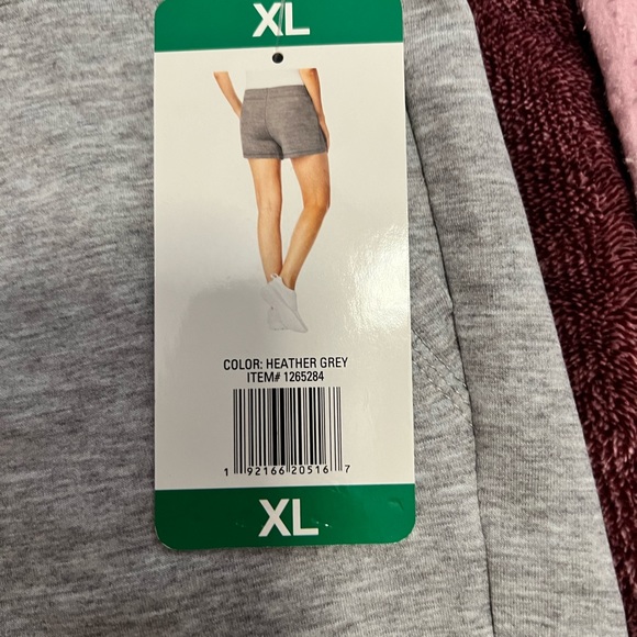 Brand new Womens soft shorts - Picture 6 of 7